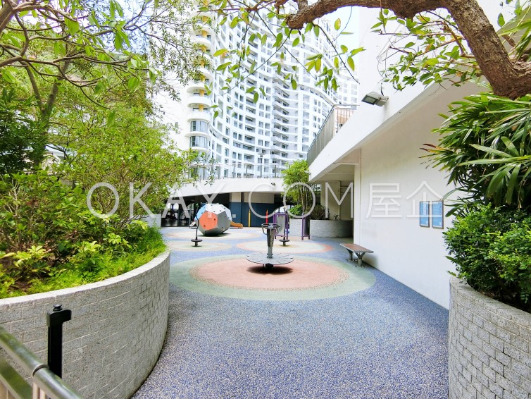 Repulse Bay Apartments For Sale in Repulse Bay - #Ref 22 - Photo #6
