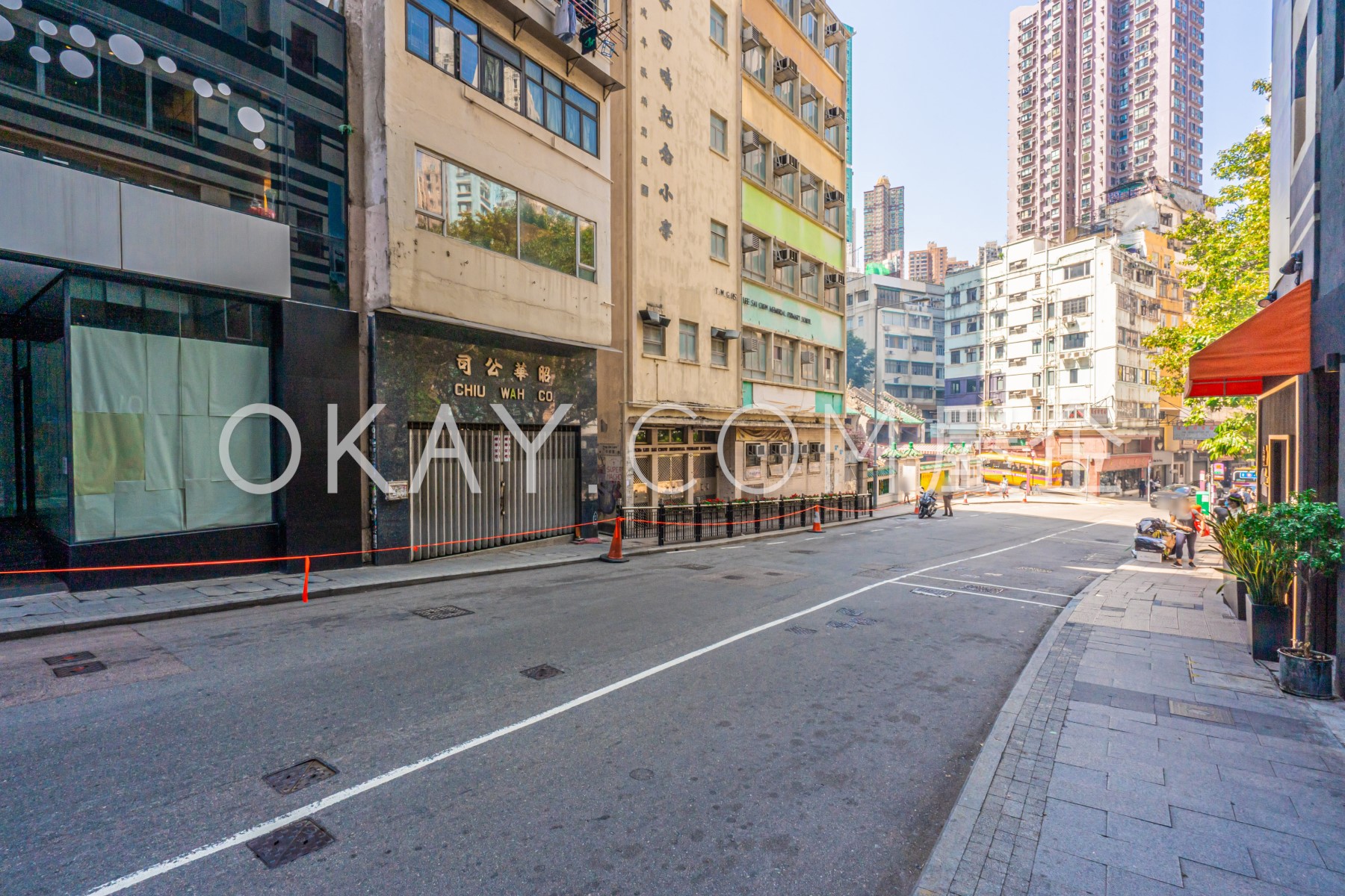 122 Hollywood Road Property for Sale 屋企