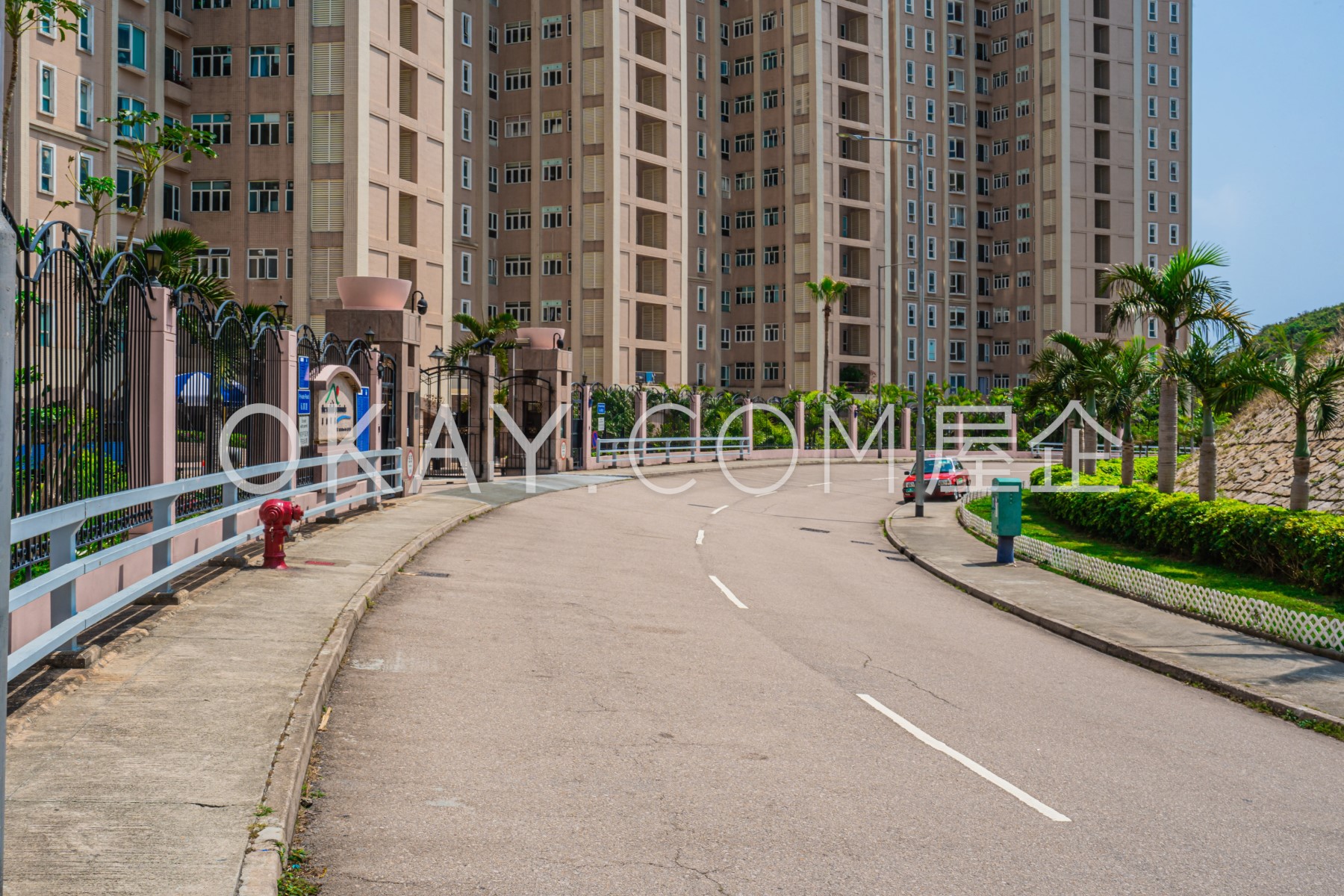 Redhill Peninsula Property for Rent and Sale 屋企