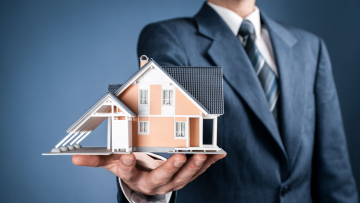 Why Joining Forces With a Real Estate Agent Is So Important When Selling Your Home