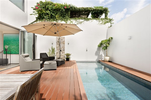 Silver View Lodge, Clearwater Bay