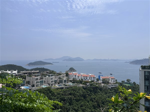South Bay Towers, South Bay