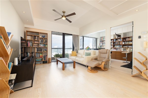 寶雲閣, 中半山