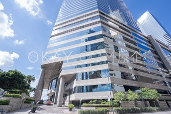 HK$59K 1,001SF Convention Plaza Apartments For Rent