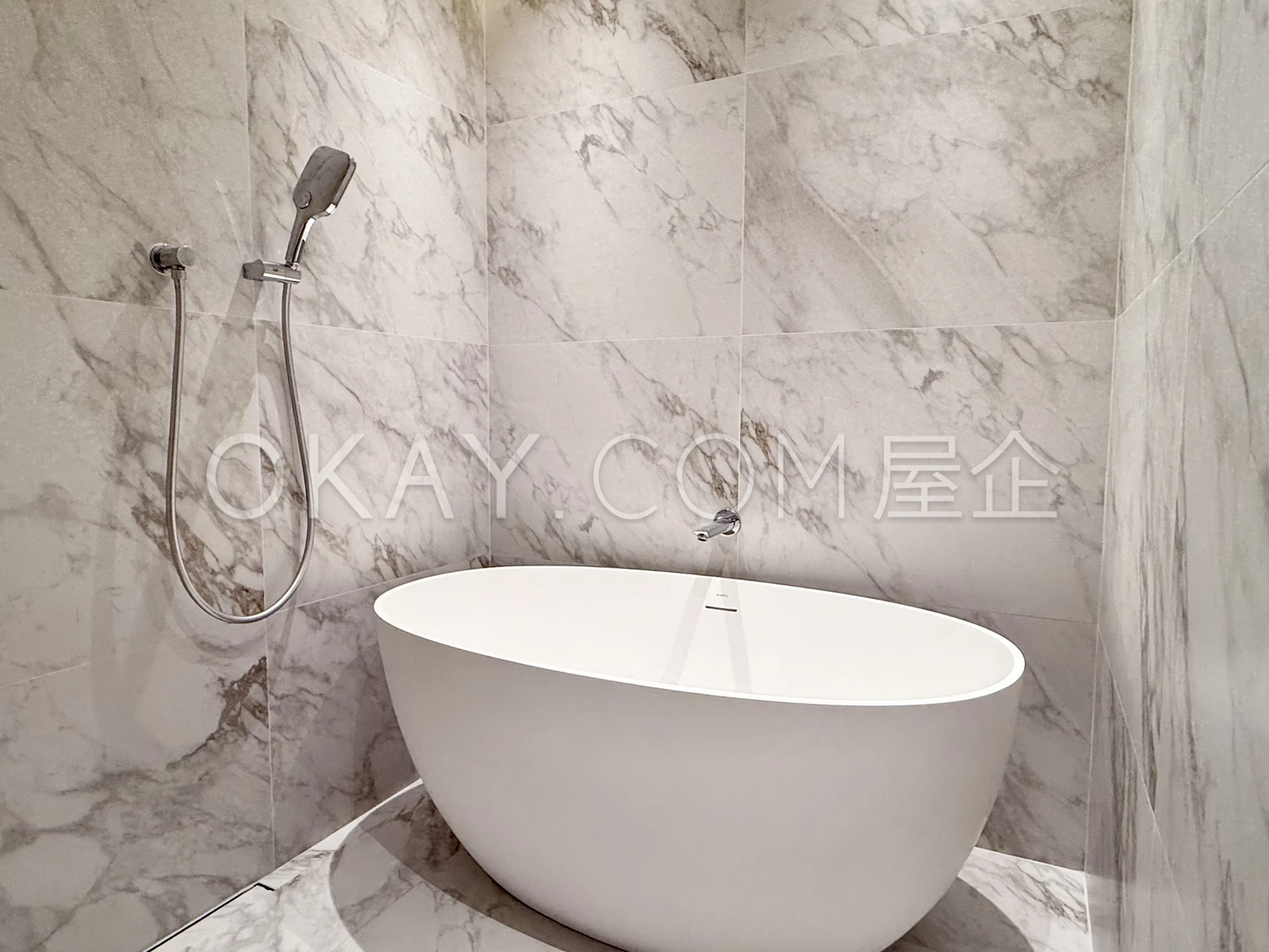 Master Ensuite