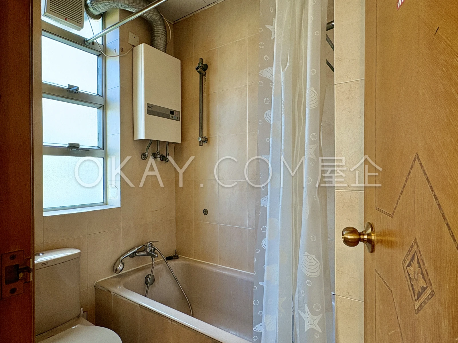Master Ensuite