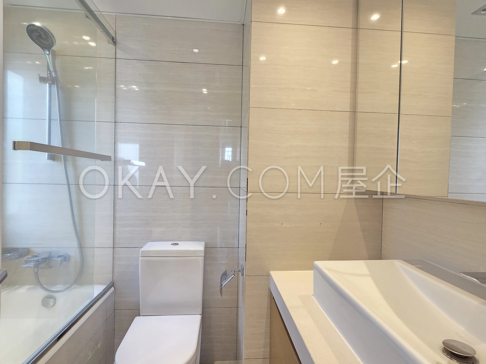 Master Ensuite
