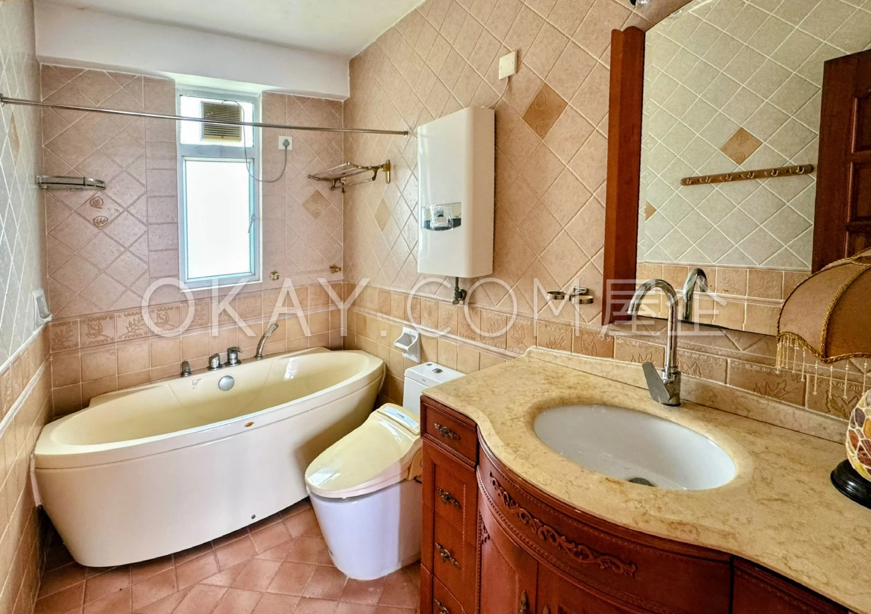 Second Ensuite