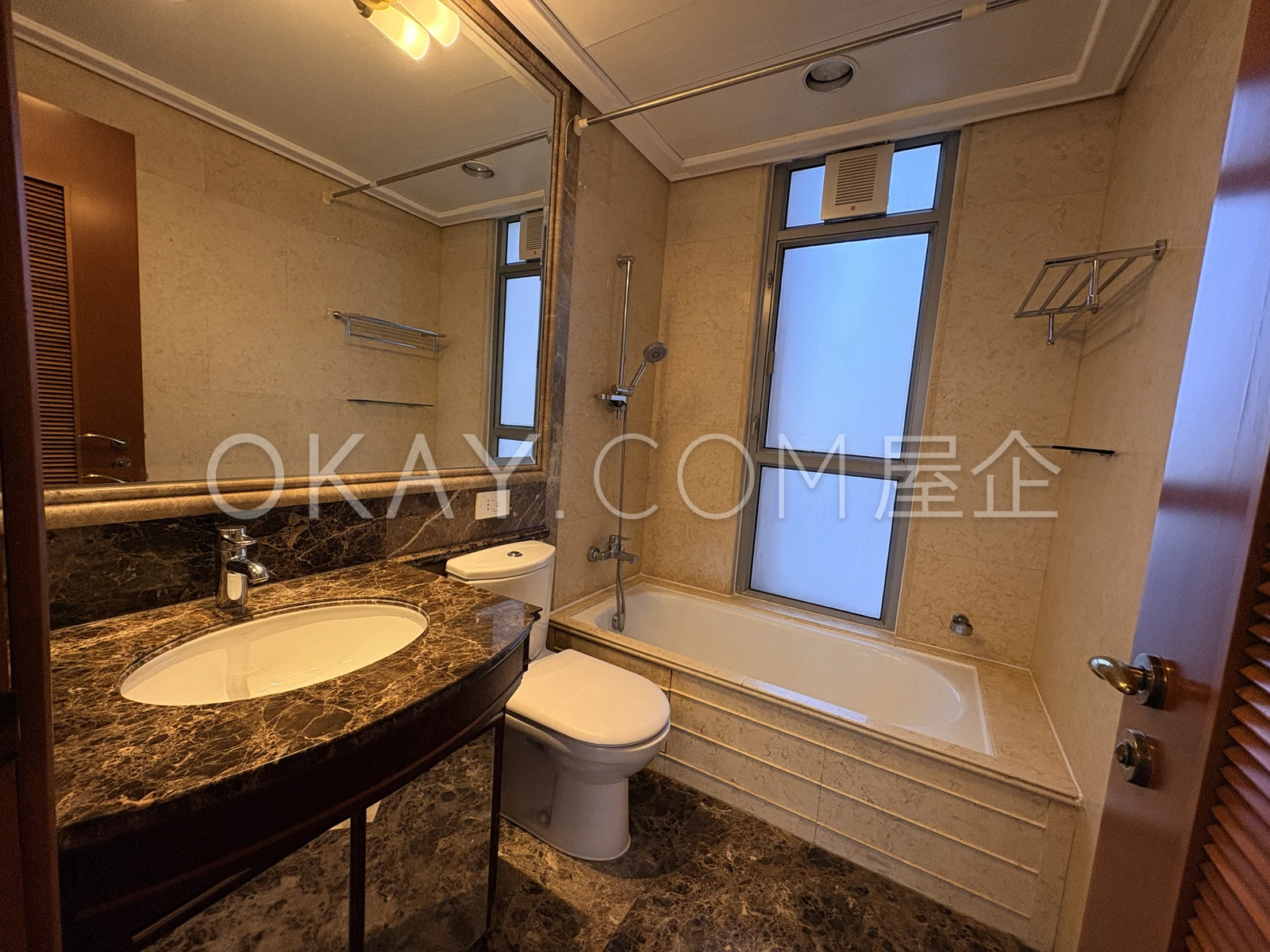 Master Ensuite