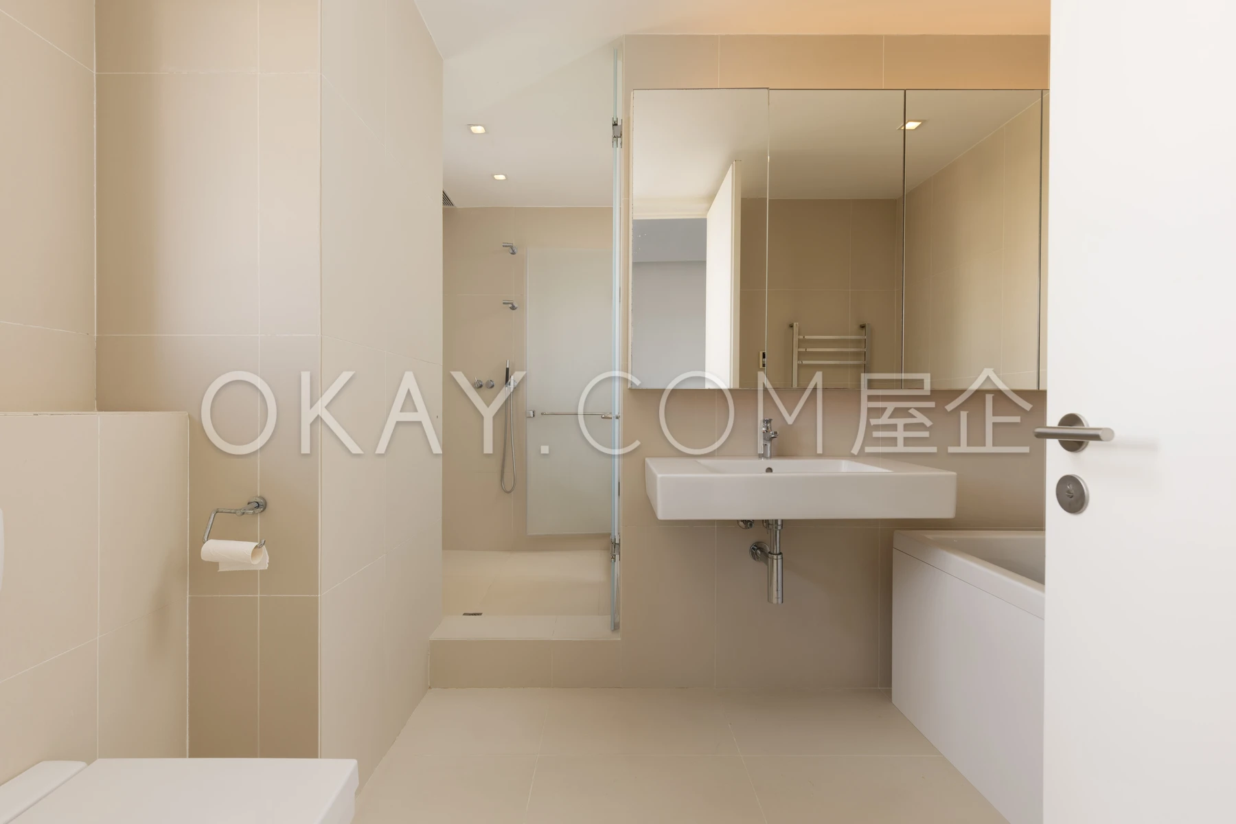 Master Ensuite