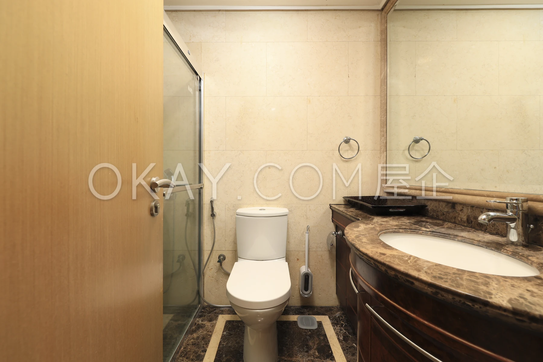 Master Ensuite