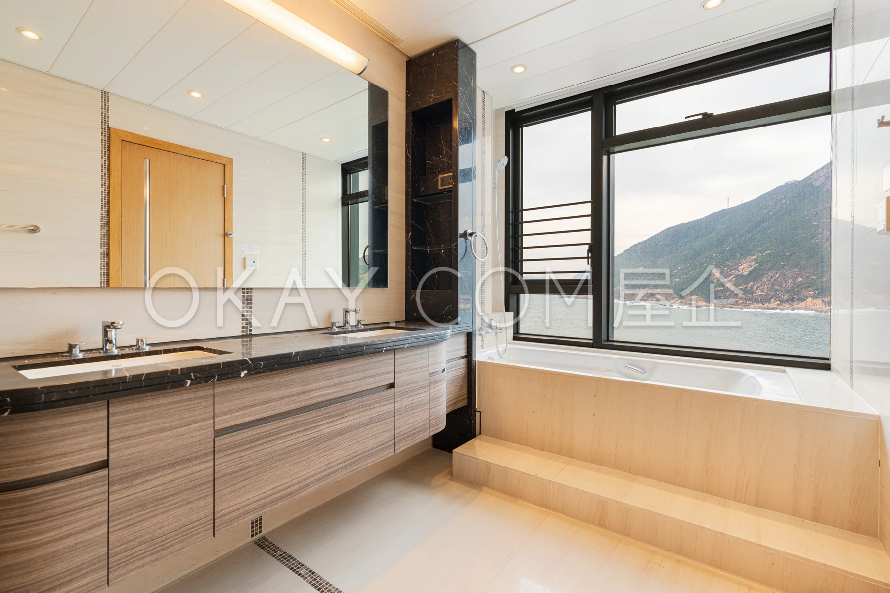 Master Ensuite