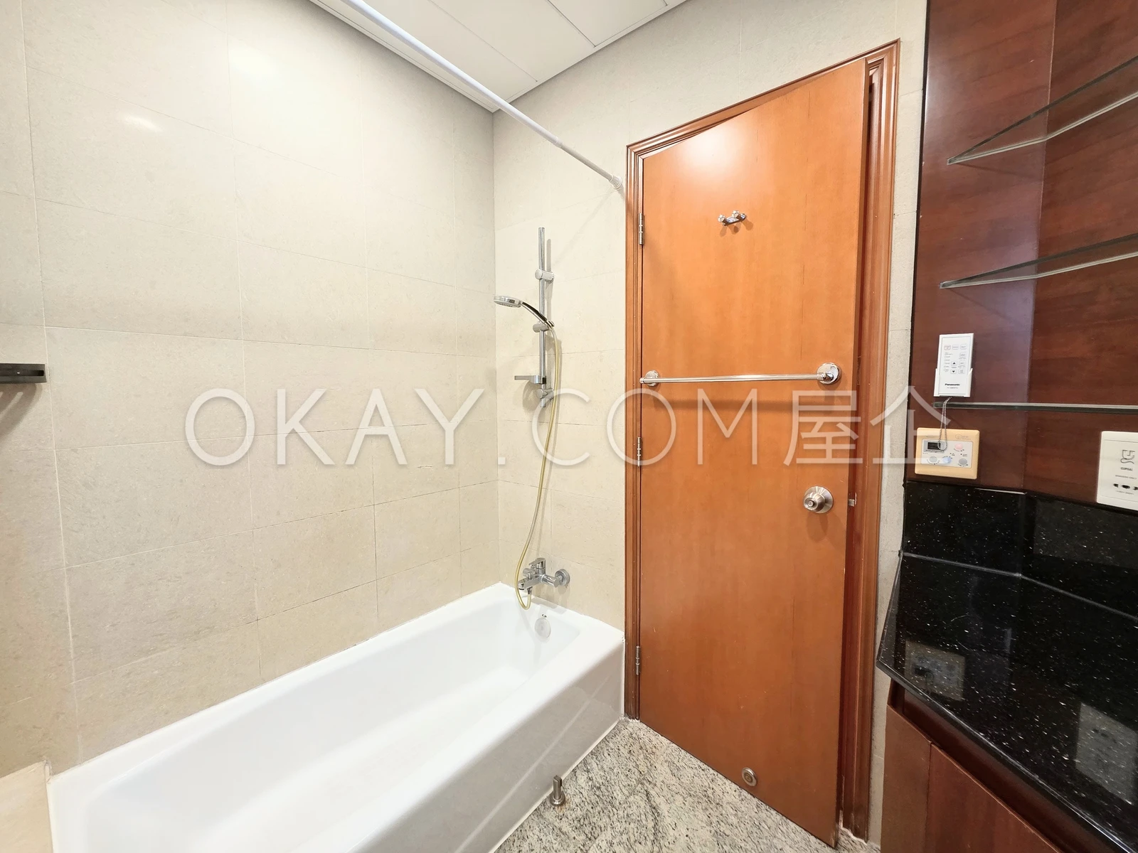 Master Ensuite