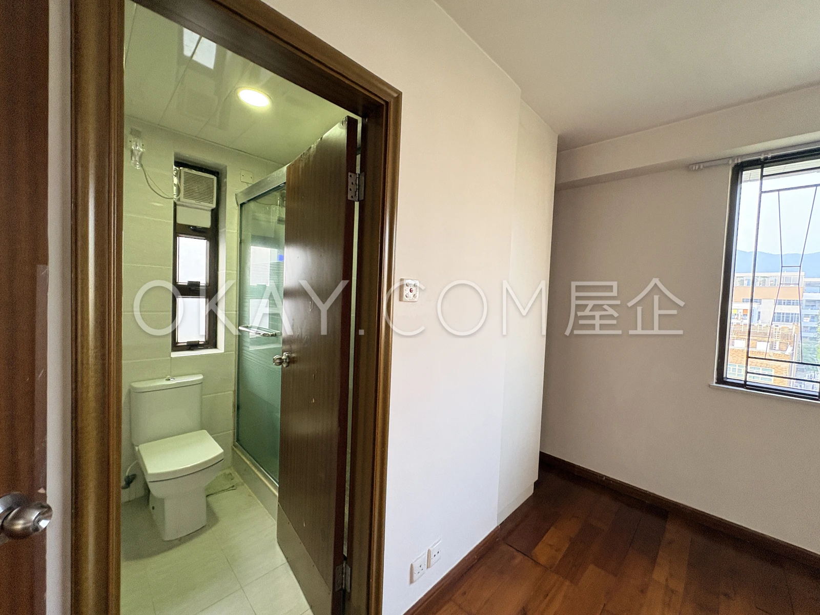 Master Ensuite