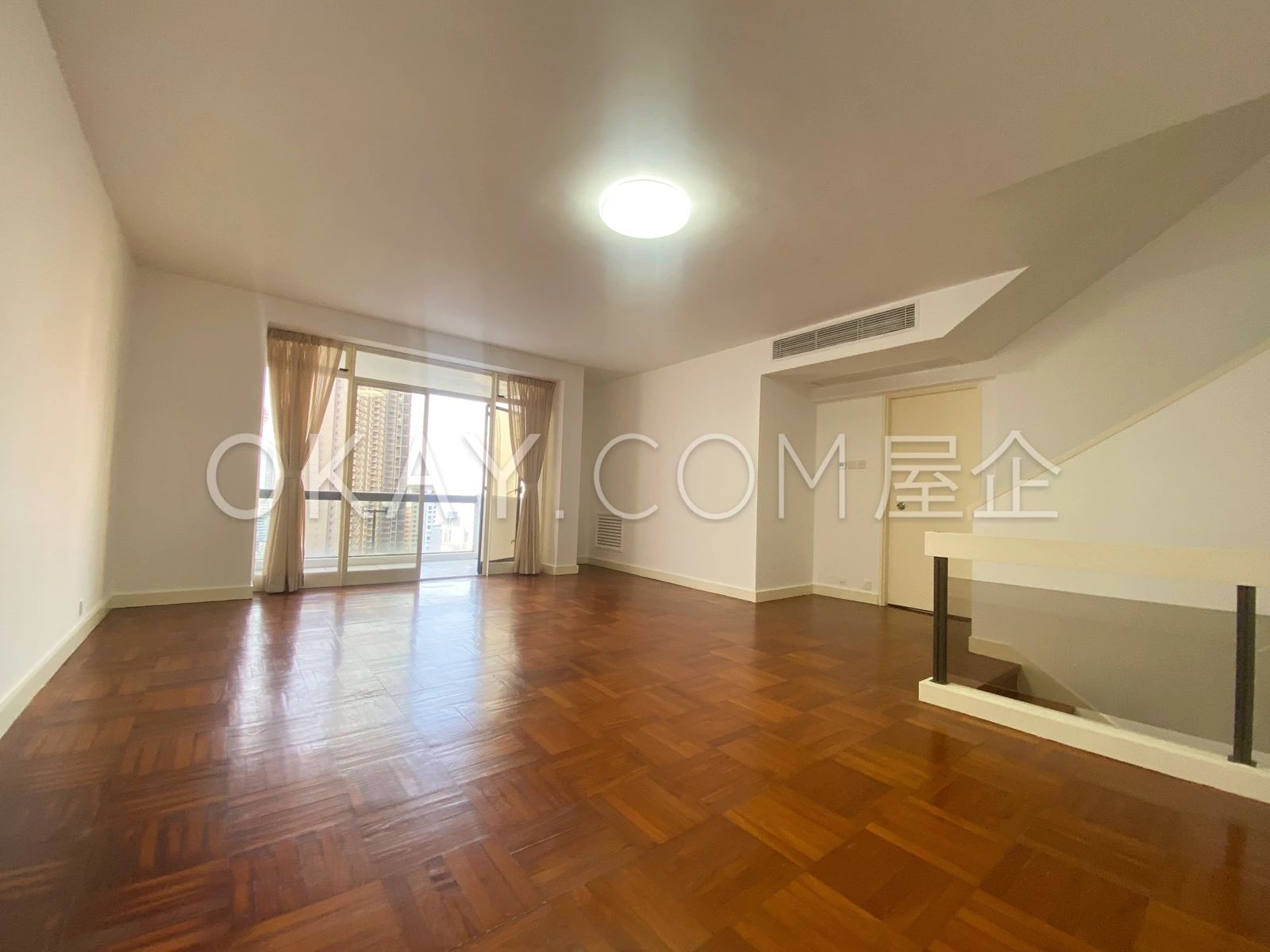 Living Area (1)