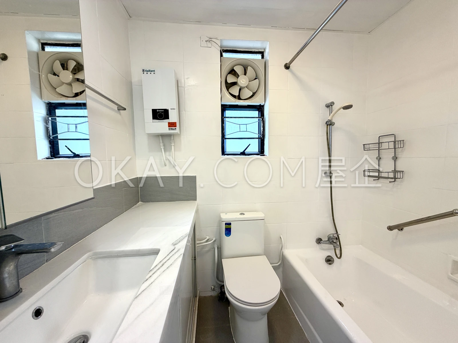 Master Ensuite