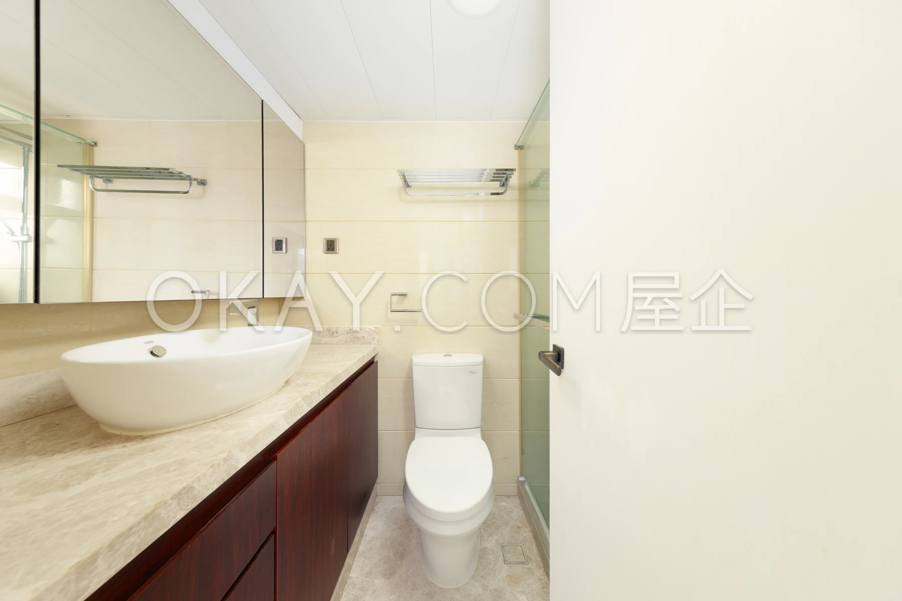 Master Ensuite