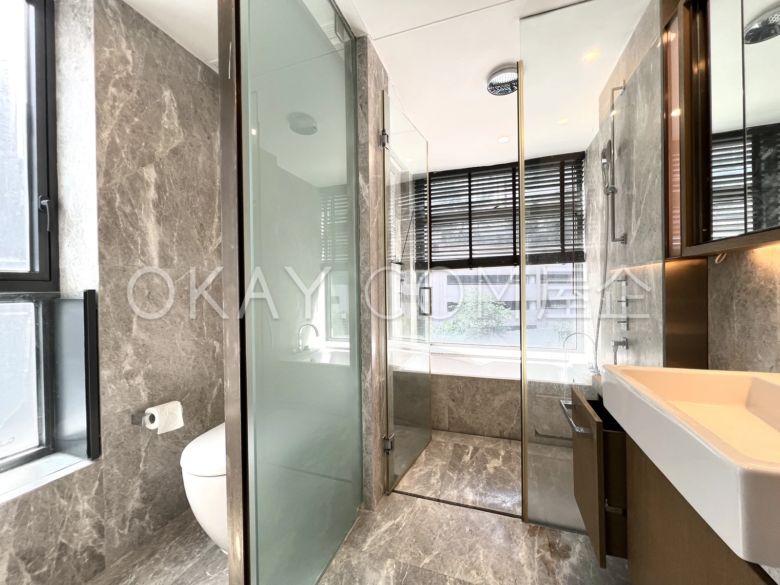 Master Ensuite