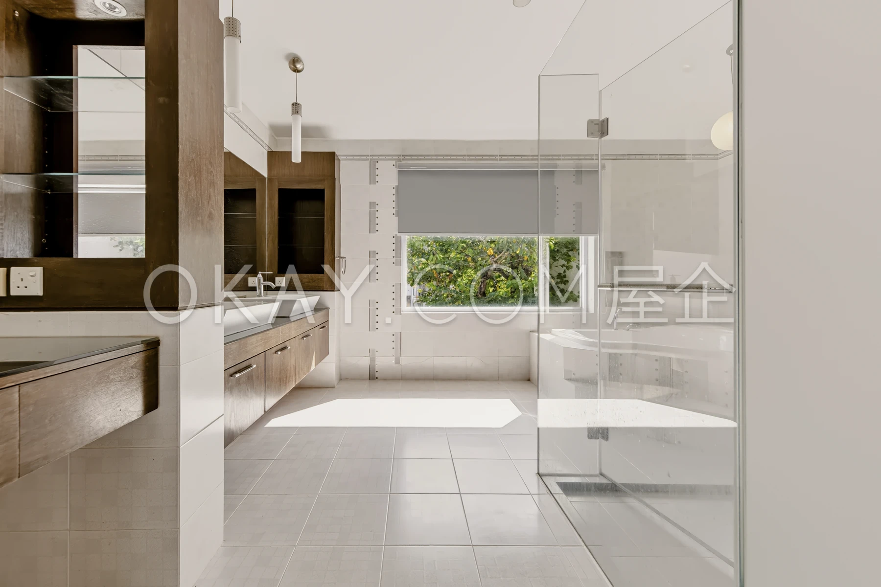 Master Ensuite