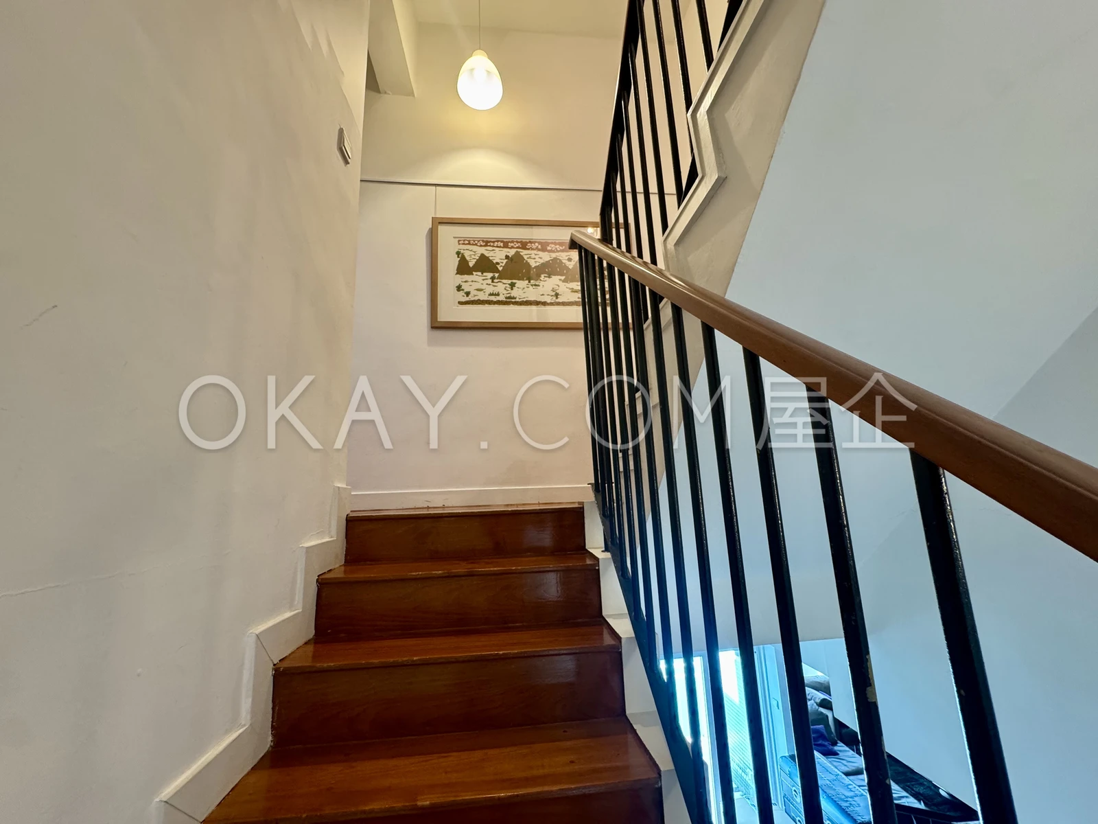 Stariway to Upper Level