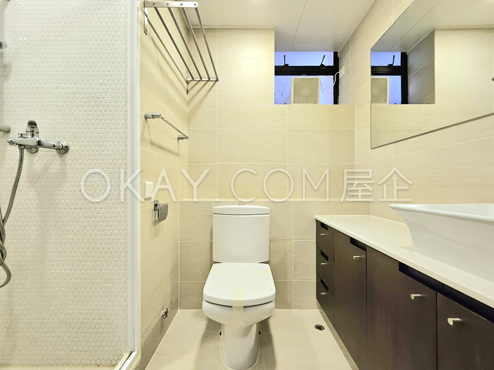 Master Ensuite