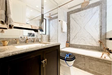 Master Ensuite