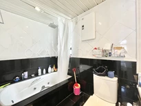 Master Ensuite