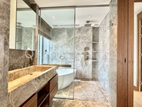 Master Ensuite