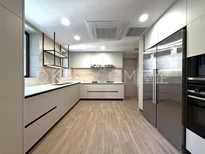 4. Kitchen (1)