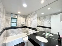 Master Ensuite