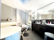 Master Ensuite