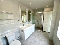 Master Ensuite