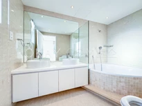 Master Ensuite