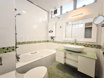 Master Ensuite