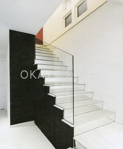stairs to Master Bedroom